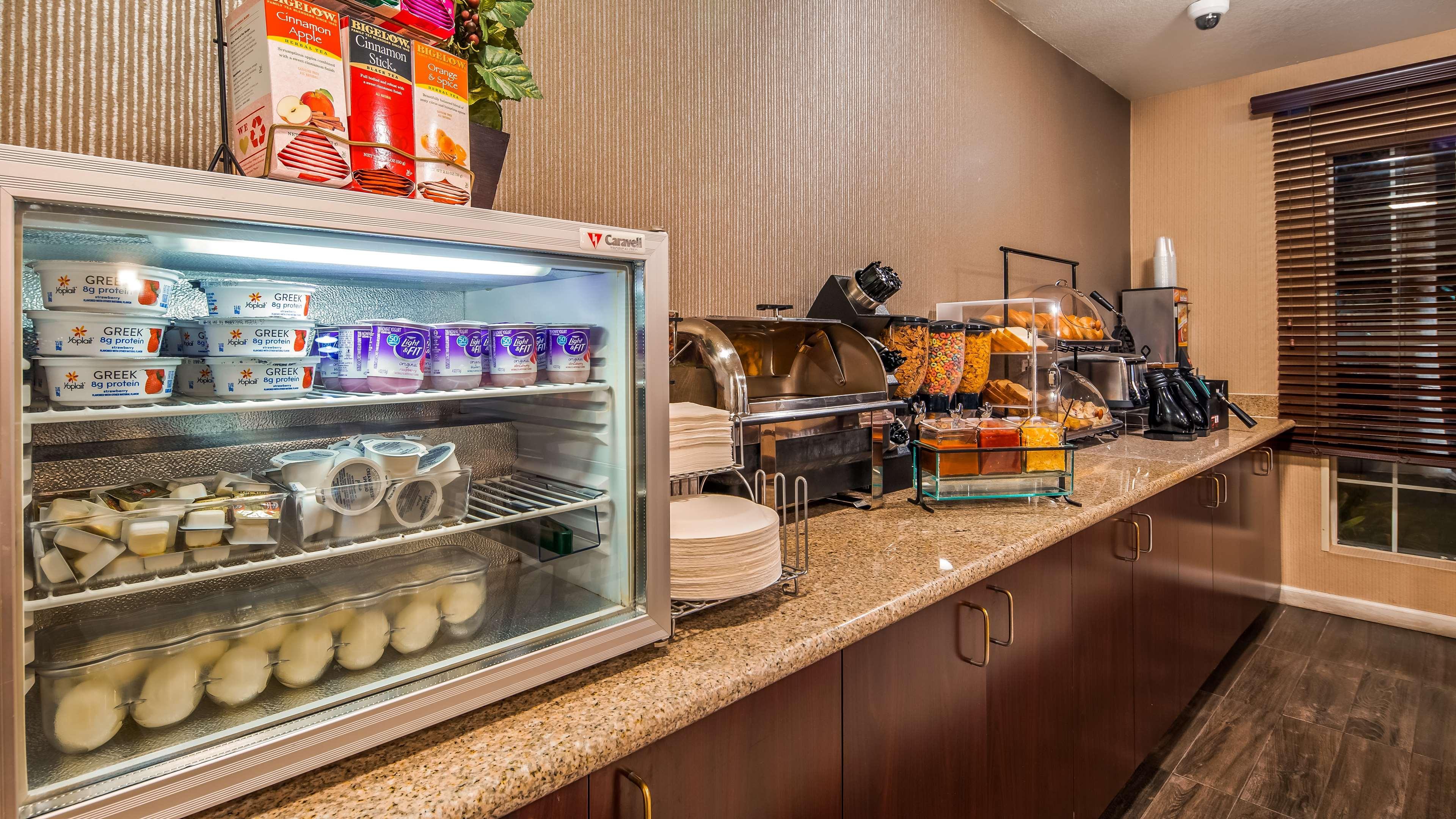 Best Western Luxury Inn Tracy Exterior foto