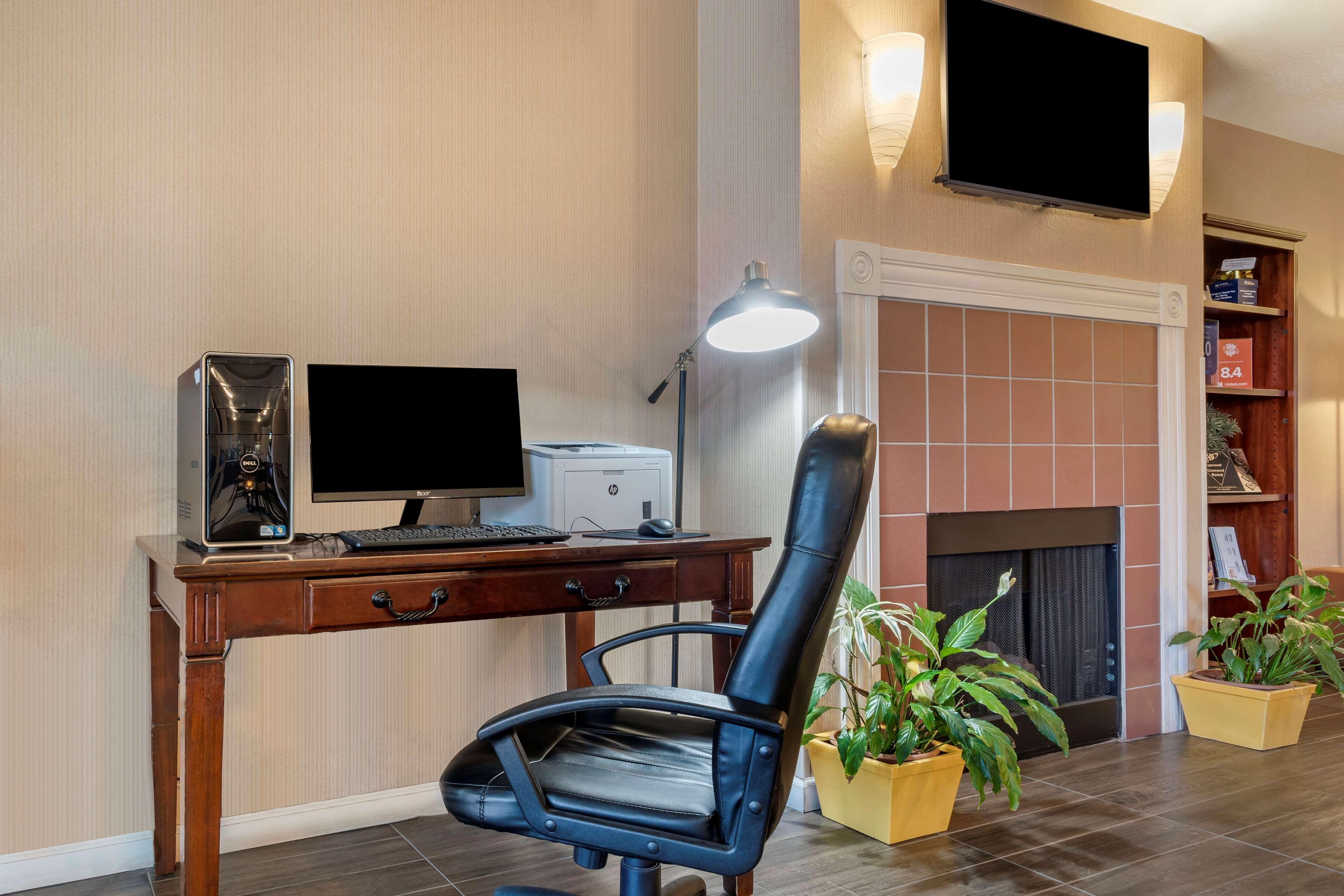 Best Western Luxury Inn Tracy Exterior foto