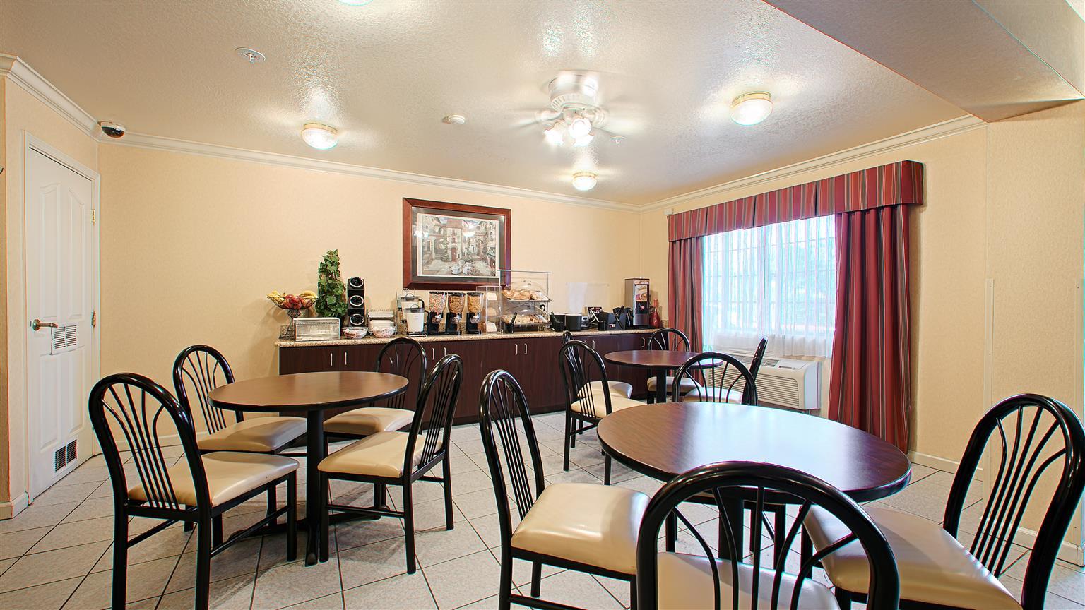 Best Western Luxury Inn Tracy Exterior foto